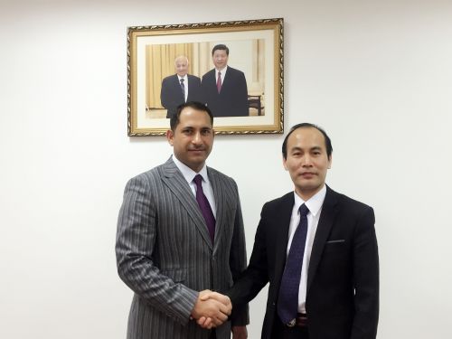 秦勇拜会阿拉伯国家联盟驻华大使处临时代办穆罕默德·莎菲