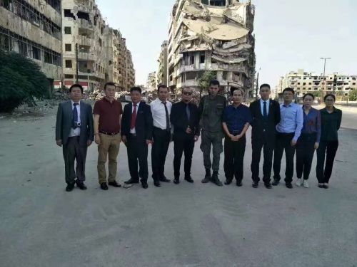 战争废墟上和霍姆斯省政府，1
