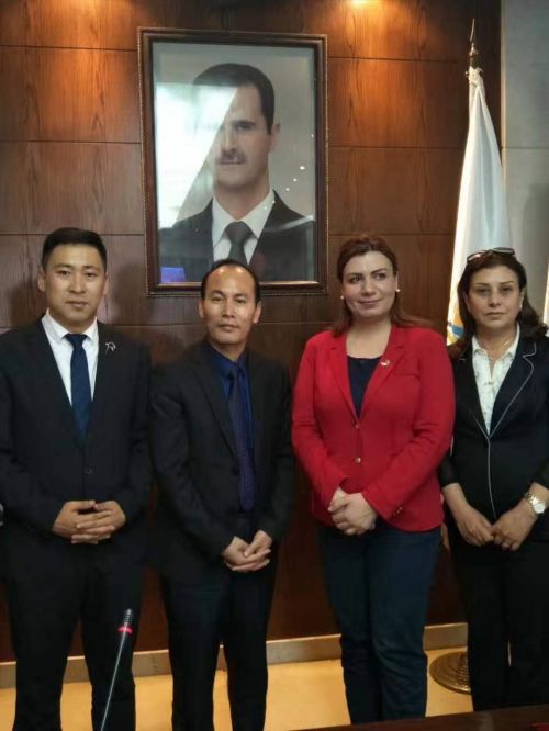 叙利亚总理府投资局主席Dr.Inas Al Omawi女士会见秦勇一行
