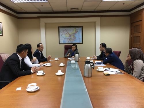 秦勇陈鑫辉拜会马来西亚驻华使馆副大使诺亚蒂女士